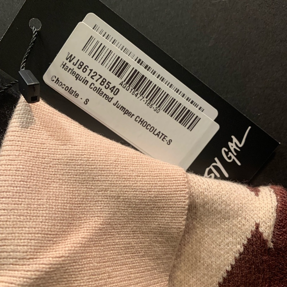 Nasty Gal long sleeved collard sweater - Picture 3 of 8